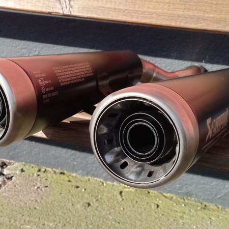Akrapovic BMW R18 – Verstellbarer Klappenauspuff-Umbau