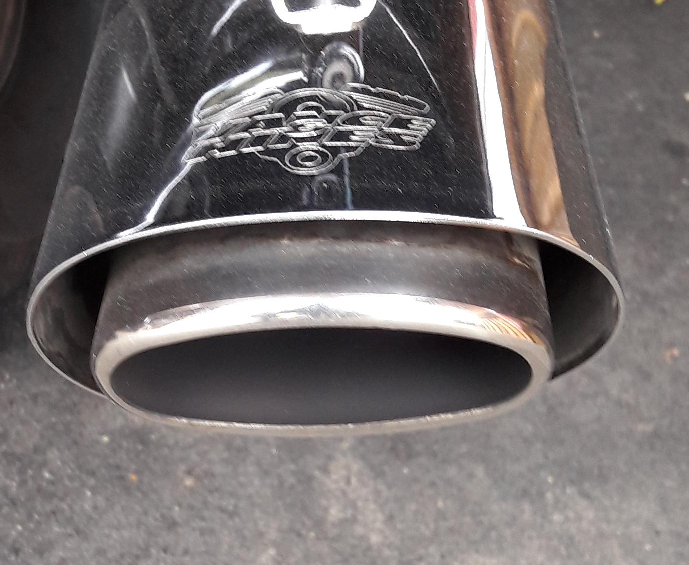 Vance & Hines 3" Round Twin Slash Slip-on  Produktbild-Vorschau 12